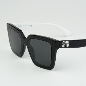 Miu Miu MU03YS 10G5S0 BRAND NEW Sunglasses Black White Dark Gray Square Women